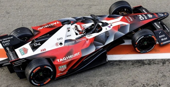 Mobil balap Gen3 Formula E