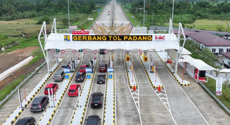 Gerbang Tol Padang
