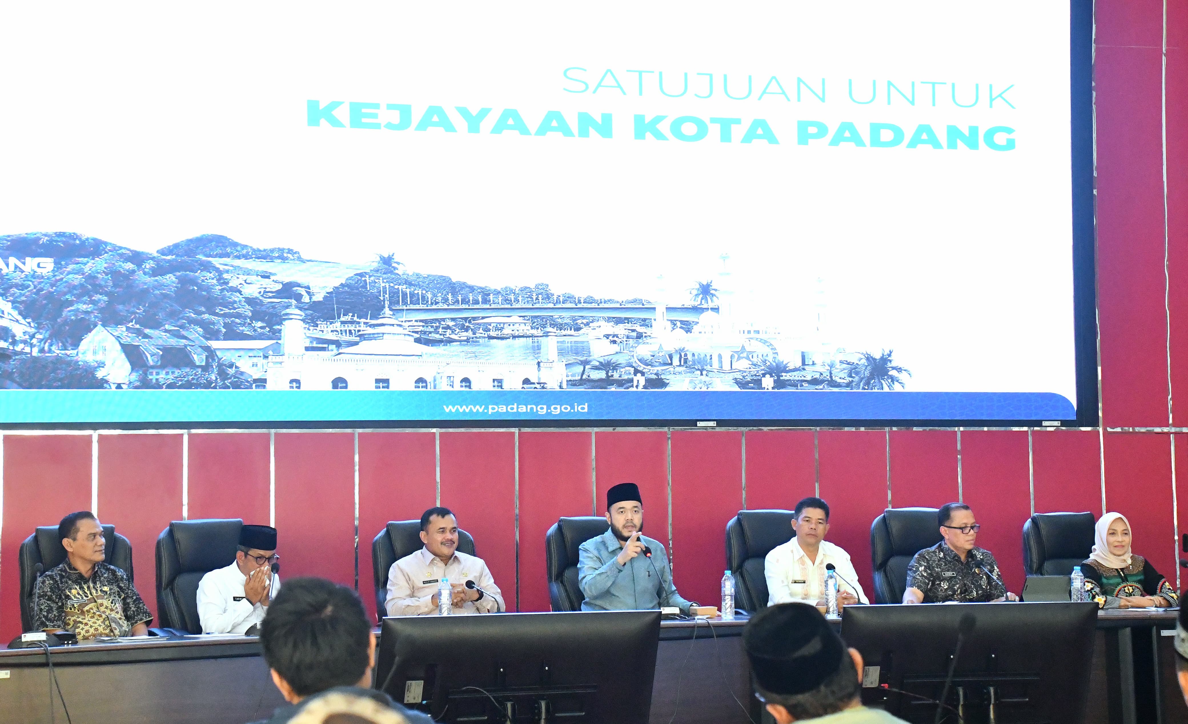 Pemko Padang Susun SOP Persuratan Tanah dan Ahli Waris, Fadly Amran Tekankan Kepastian Hukum