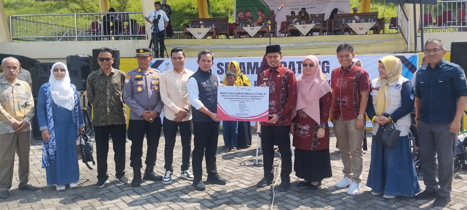 Pemkab Lima Puluh Kota dan Kemensos Gelar Operasi Katarak Gratis untuk 94 Warga