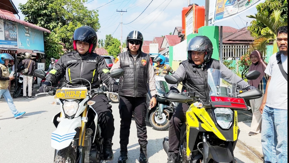 Bupati John Kenedy Azis memantau Pilwana Serentak 2026 di Padang Pariaman