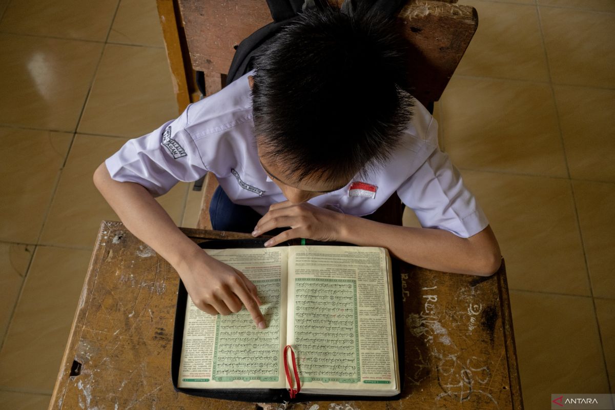 Padang Luncurkan Program 3T, Perkuat Kurikulum Al Quran Pelajar SMP