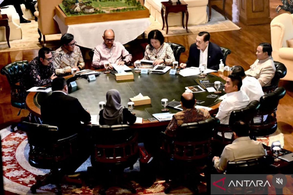 Prabowo Rapat Bareng Luhut di Hambalang, Bahas Penguatan Ekonomi hingga GovTech