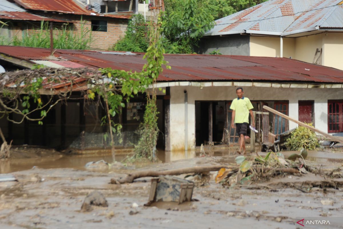 Sungai Ngarai Sianok Meluap Rendam 8 Rumah di Bukittinggi, BPBD Sebut Sumbatan Hulu Jebol