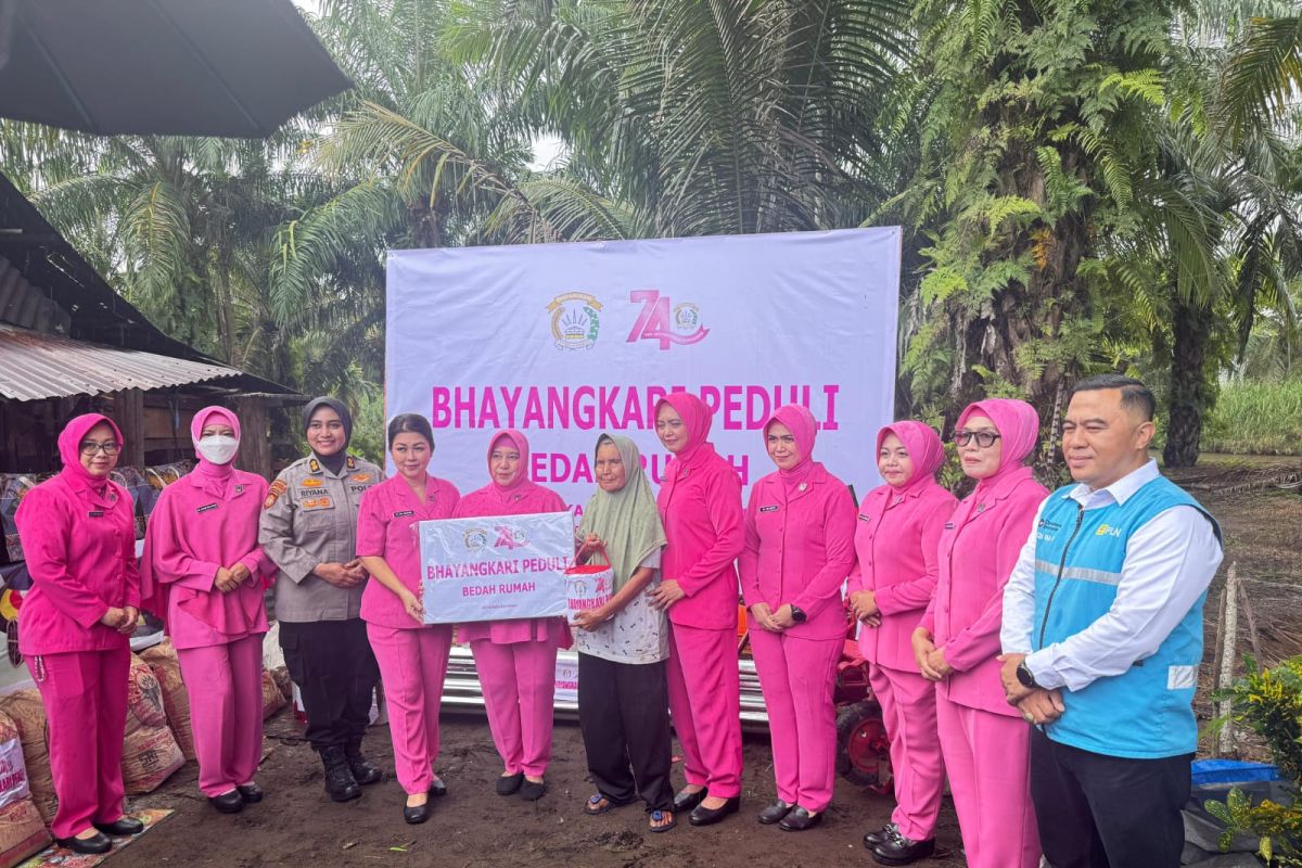Bhayangkari Sumbar dan PLN Survei Bedah Rumah di Padang Pariaman, Bantuan Listrik Gratis Disiapkan