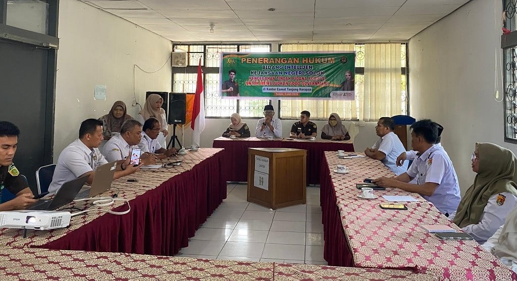 Kejari Solok Ingatkan Aparatur Kelurahan Waspadai Pungli dan Maladministrasi