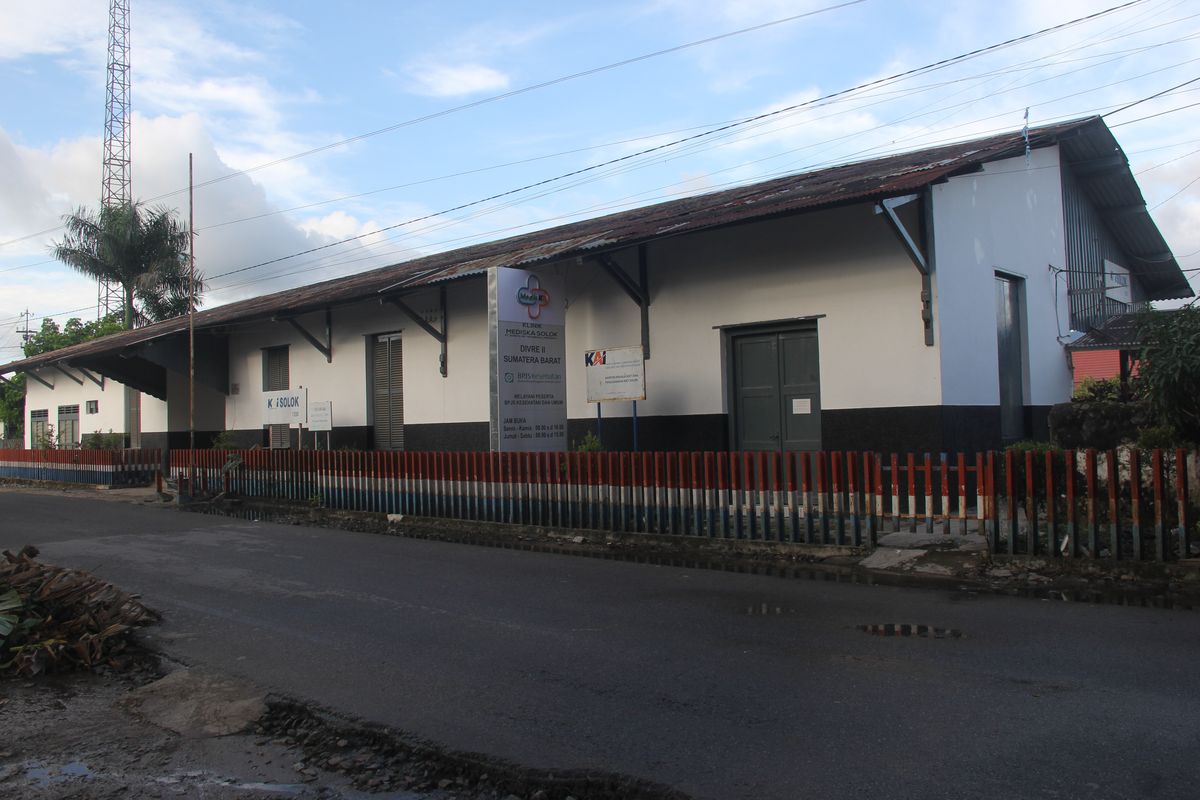 Tampak depan Stasiun Solok tahun 2023