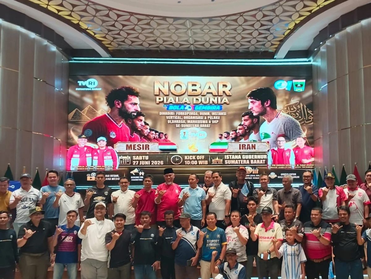 Ribuan Warga Padati Nobar Piala Dunia di Kantor Gubernur Sumbar, Mahyeldi Pastikan Berlanjut hingga Final