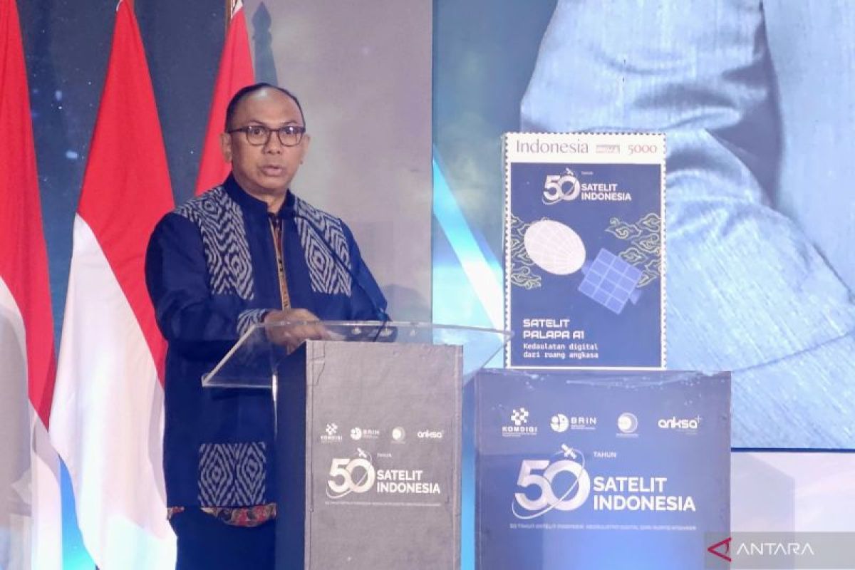 Dirjen Infrastruktur Digital Kemkomdigi Wayan Toni Supriyanto dalam peringatan 50 tahun satelit Indonesia