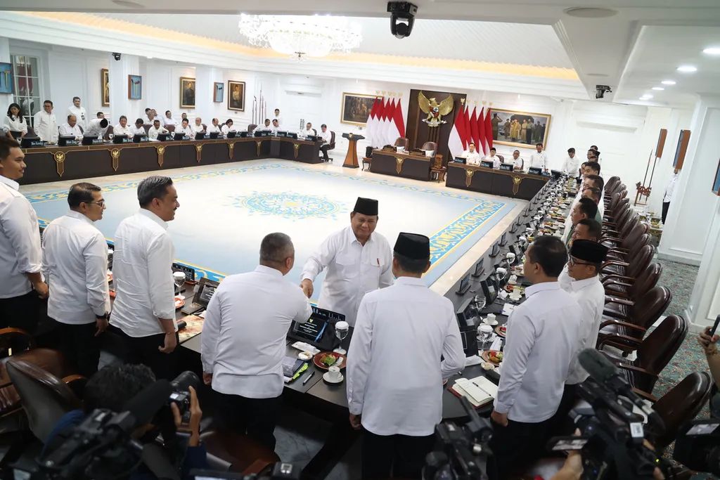 Survei SMRC: Kepuasan Publik atas Kinerja Prabowo Turun Drastis dalam Sembilan Bulan