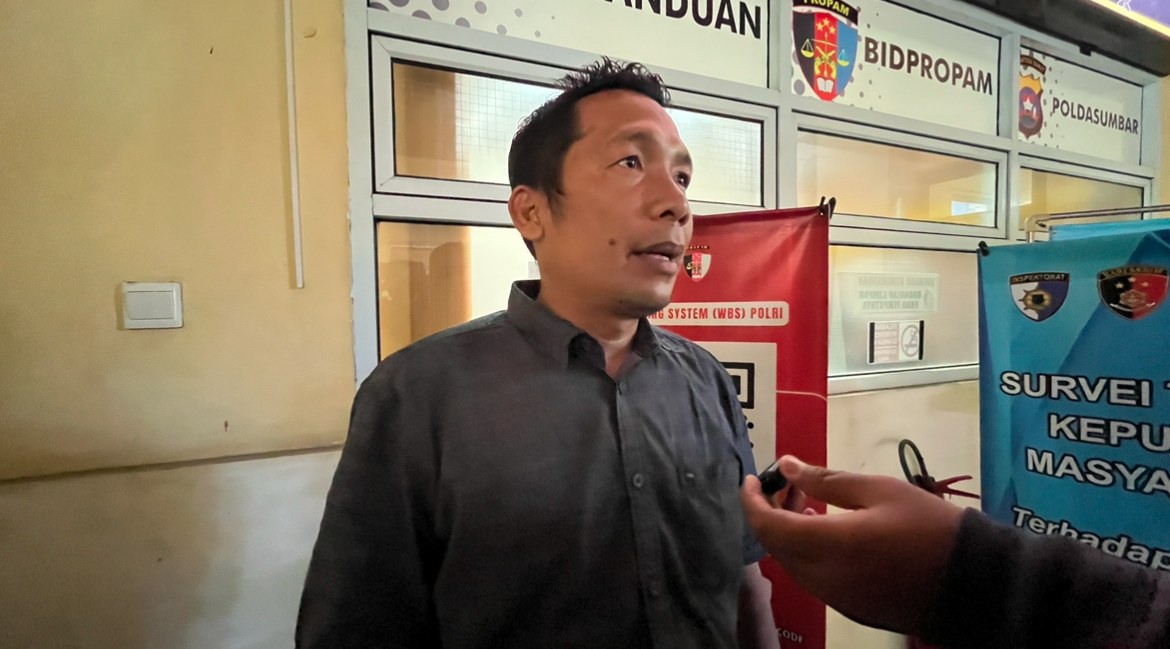 Keluarga Guru PPPK yang Tewas di Mes Polres Pessel Minta Autopsi Diusut